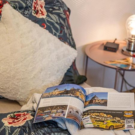 Mops Bob Apartment Budapest Kültér fotó
